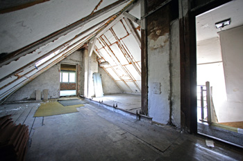 Dachgeschoss. Vor dem Ausbau. Speicher im originalen Haus von August Exter.