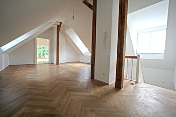 Dachgeschoss. Nach dem Ausbau. Ehemaliger Speicher im originalen Haus von August Exter.